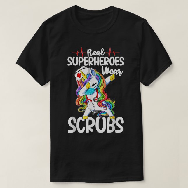 Camiseta Dabbing Unicorn Nurse Real Superheroes Wear Scrubs (Diseño del anverso)