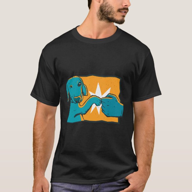 Camiseta Dachshund Dog Fist Bump (Anverso)