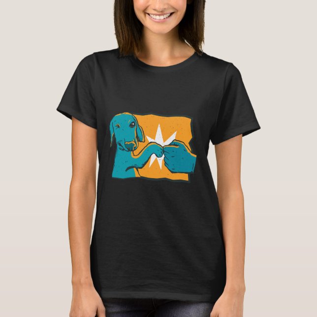 Camiseta Dachshund Dog Fist Bump (Anverso)