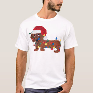 Camiseta Dachshund enredado en las luces de navidad (rojas)