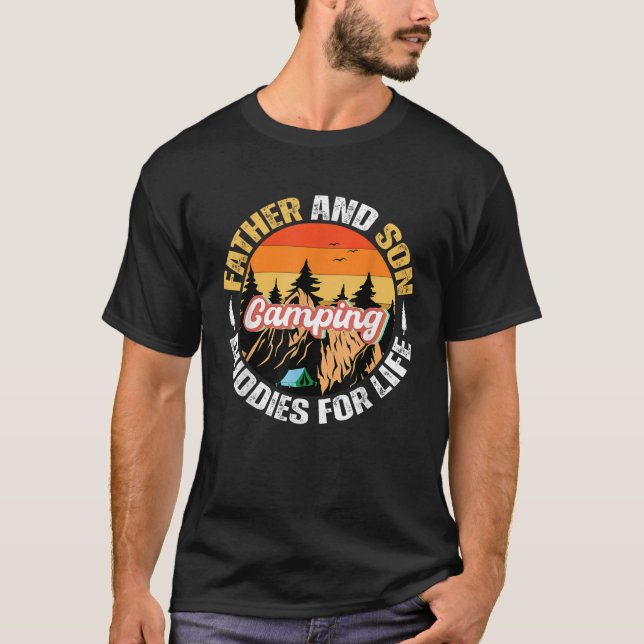 Camiseta Dad and Son Camping Buddies for Life Family Matchi (Anverso)