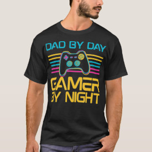 Camiseta Dad By Day Gamer By Night Video Games Lover Gamer