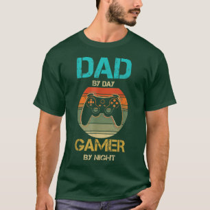 Camiseta Dad By Day Gamer By Night Video Games Lover Gamer 