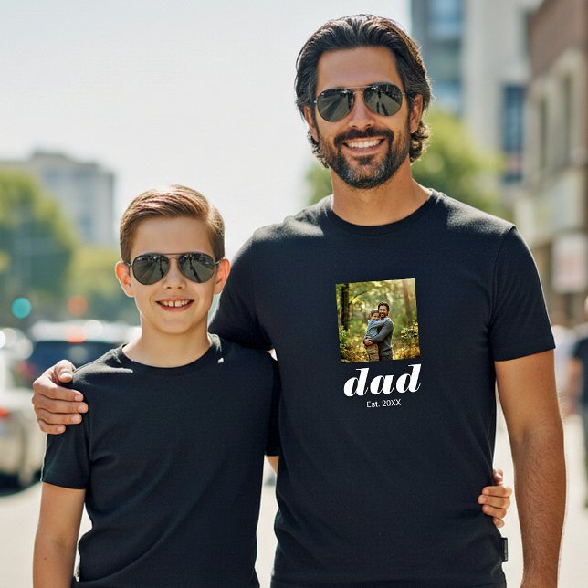 Camiseta Dad Established Photo Father's Day (Subido por el creador)