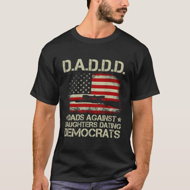 Camiseta Daddd Gun Dads contra hijas que bailan en los demó (Anverso)