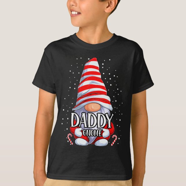 Camiseta Daddy Gnome Christmas Pajamas Matching Family Grou (Anverso)