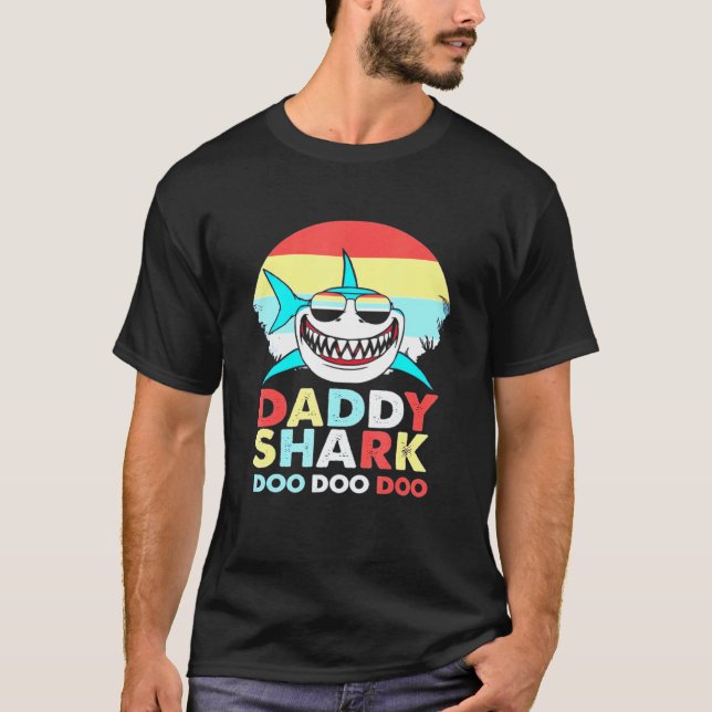 Camiseta Daddy Shark Doo Doo (Anverso)