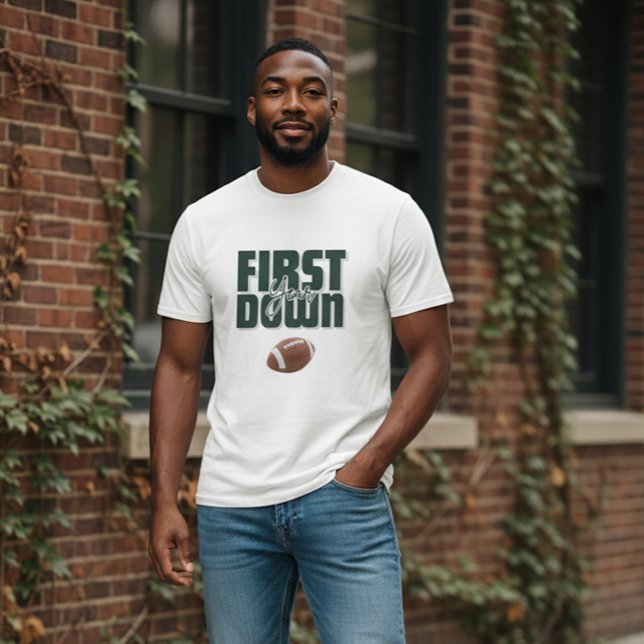 Camiseta Daddy's First Year Down Football Graphic T-Shirt (Subido por el creador)