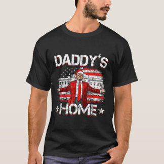 Camiseta Daddys Home Trump Navidad 2024 Divertido Trump se