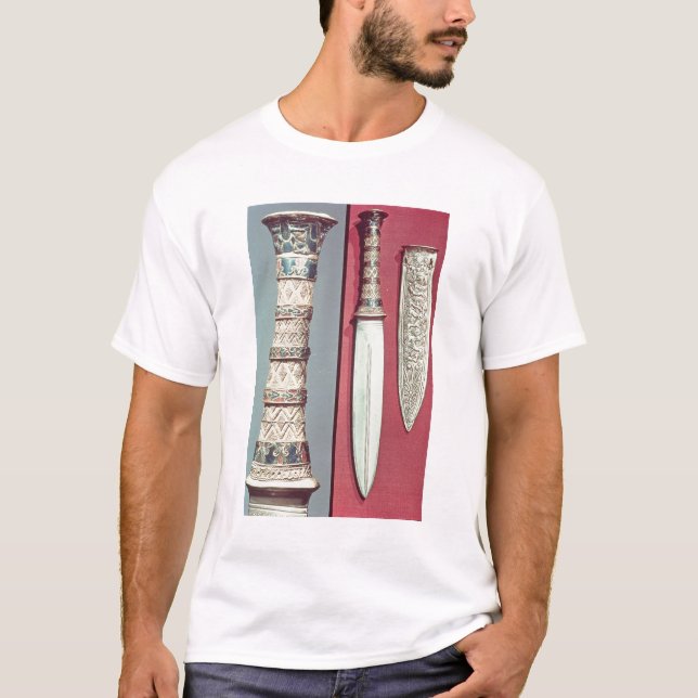 Camiseta Daga y envoltura, tesoro de Tutankhamun, c.13 del (Anverso)