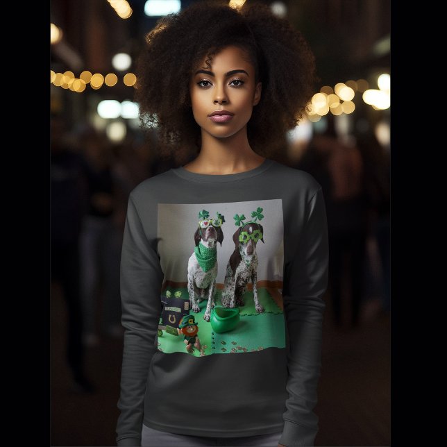 Camiseta Damas Fiestas del Día de San Patricio (St. Patrick's Day Dogs Ready to Party Long Sleeve Women's T-Shirt)