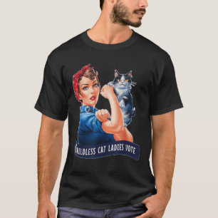 Camiseta Damas sin hijos y con gatos votan por Roise The Re