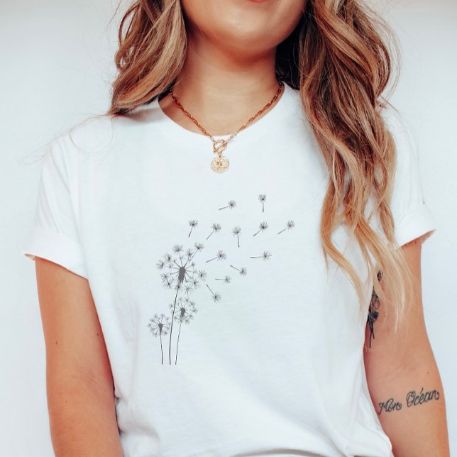 Camiseta Dandelion Breeze; Whimsical  Summer Floral (Subido por el creador)
