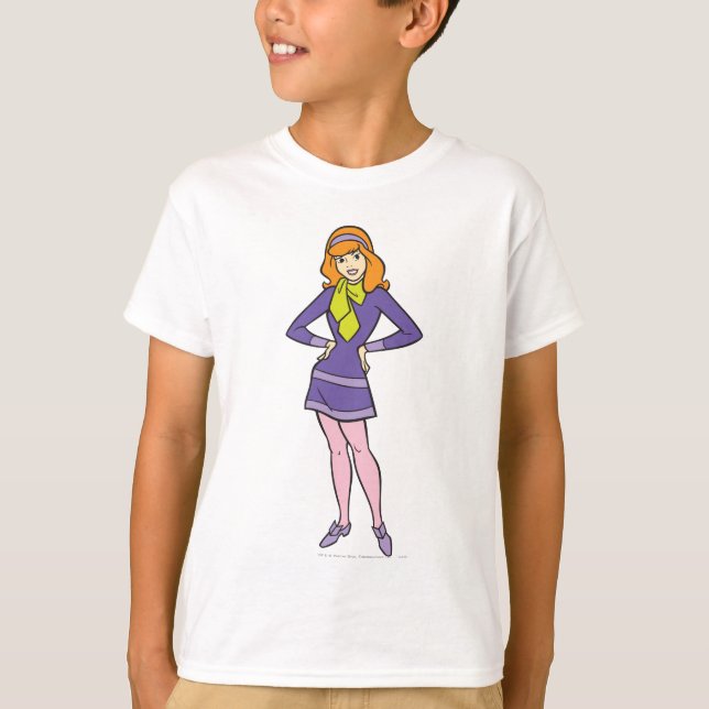 Camiseta Daphne da la mano en las caderas (Anverso)