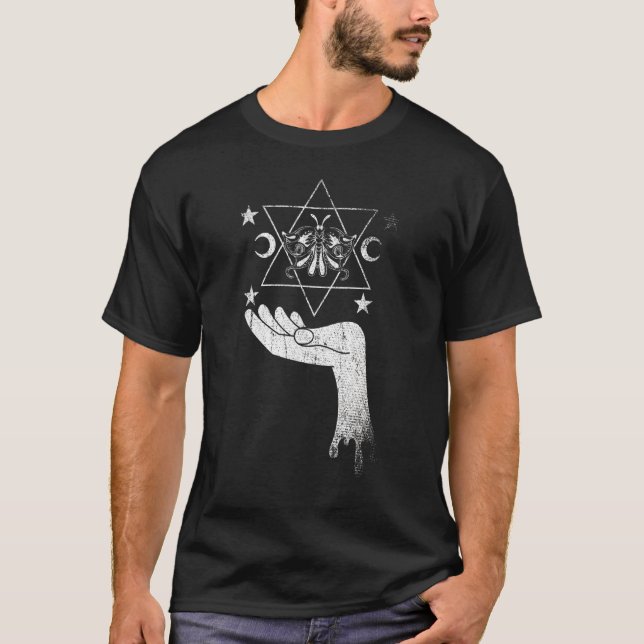 Camiseta Dark Magic Gothic Moth Wicca Moon Hamsa Hand Occup (Anverso)