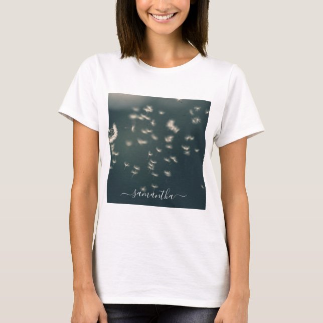 Camiseta Dark Sage Green Dandelion White Script Name (Anverso)