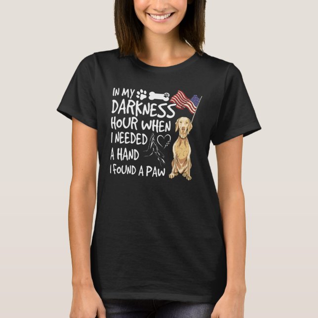 Camiseta Darkest Hour When Needed A Hand I Found A Paw Fun  (Anverso)