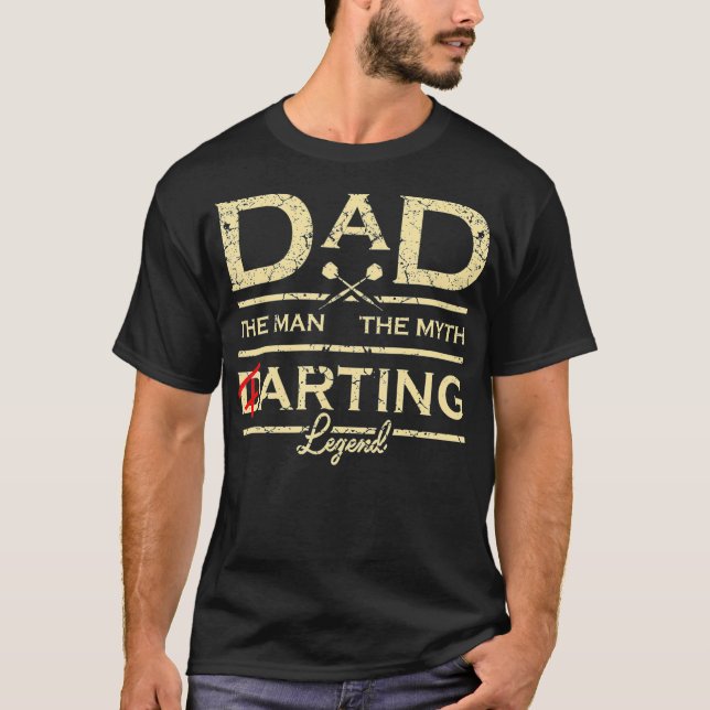 Camiseta Darting and Farting Daddy Funny Farts Dart Dad (Anverso)