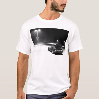 Camiseta Datsun 240z en la noche