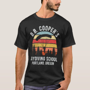 Camiseta Db Coopers Skydiving School Portland Oregon Retro
