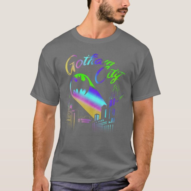 Camiseta DC Comics Orgullo Batman Ciudad Gótica Arcoiris di (Anverso)