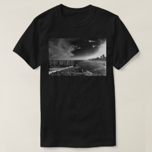 Camiseta de acero de la imagen del embarcadero B&W