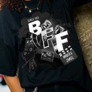 Camiseta de Amigas Retro en Blanco y Negro para Ag
