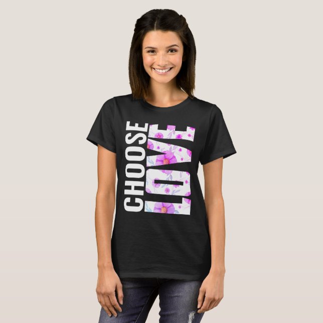 Camiseta de amor floral (Anverso completo)