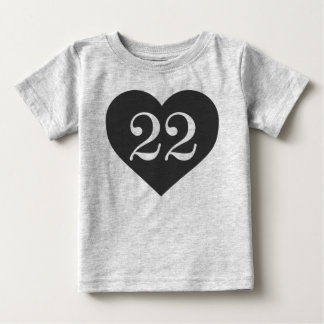 CAMISETA DE BEBÉ 22