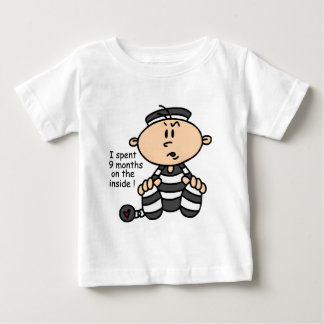 Camiseta De Bebé 9 meses en el preso interior del bebé