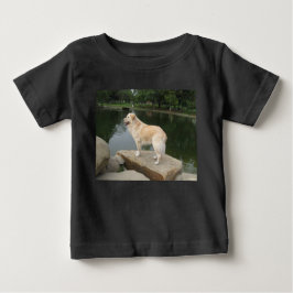 Camiseta De Bebé A Dog At A Pond