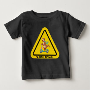 Camiseta De Bebé Abajo Funny Sloding Riding Scooter Template
