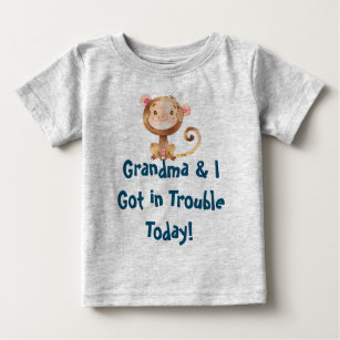 Camiseta De Bebé Abuela y yo tenemos un mono gracioso en una cita p