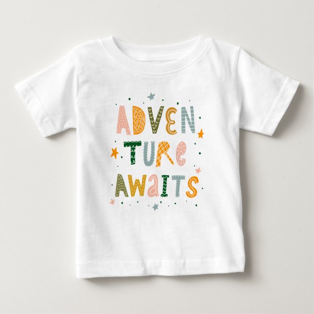 Camiseta De Bebé Adventure Awaits (Anverso)
