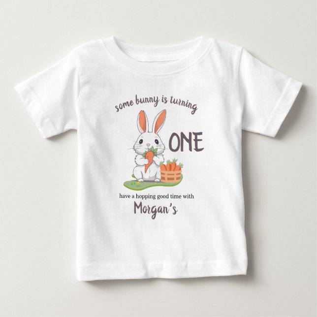Camiseta De Bebé Algún Conejito Cumple 1 Año Primer Cumpleaños Niño (Anverso)