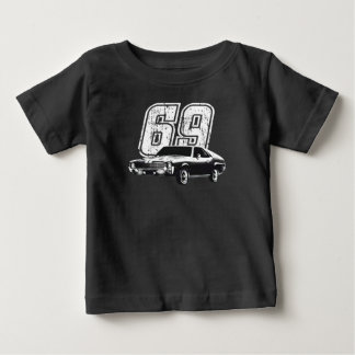 Camiseta De Bebé AMC AMX de 1969 Vista frontal de tres trimestres c