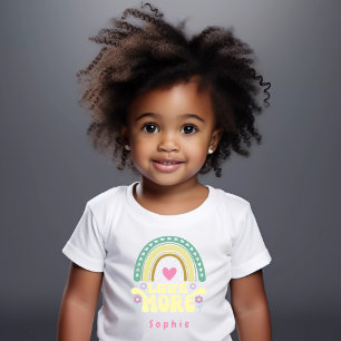 Camiseta De Bebé Amor amarillo más arcoiris, flores, corazón, nombr