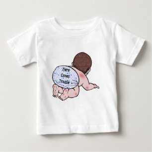 Camiseta De Bebé Aquí viene el problema del bebé