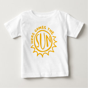 Camiseta De Bebé Aquí viene el sol