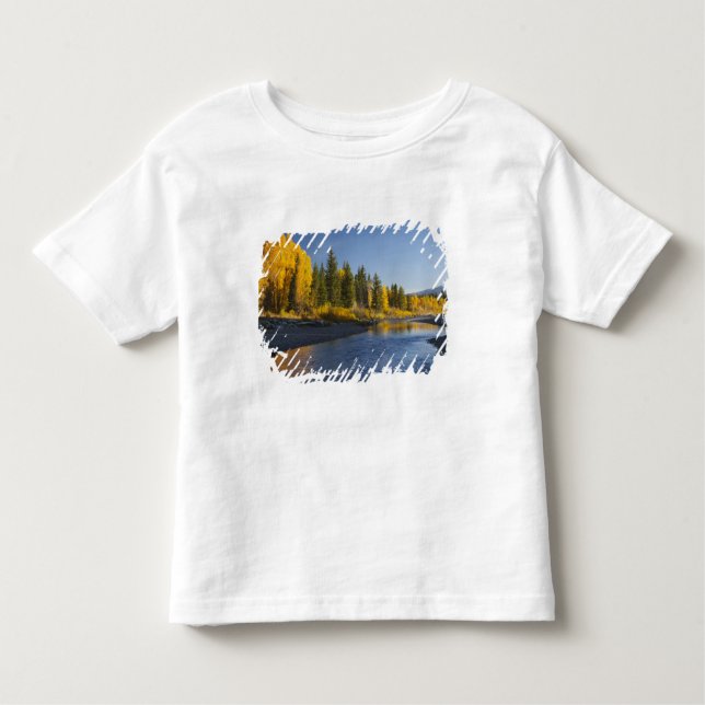 Camiseta De Bebé Árboles de madera de algodón reflejados en el arro (Anverso)