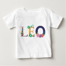 Arte de nombre LÉO con flores bordadas