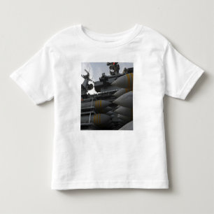 Camiseta De Bebé Artillería apilada lista para ser cargado