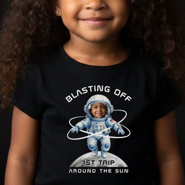 Camiseta De Bebé Astronaut Birthday Party 1st Trip Around the Sun (Subido por el creador)