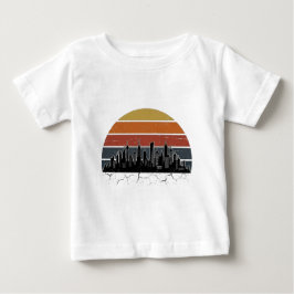 Camiseta De Bebé Atardecer del paisaje urbano de la ciudad retro de