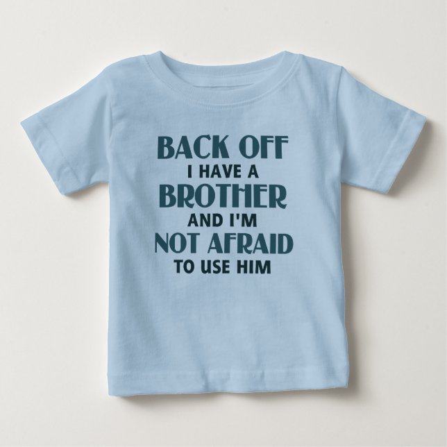 Camiseta De Bebé Atrás tengo un hermano (azul) (Anverso)