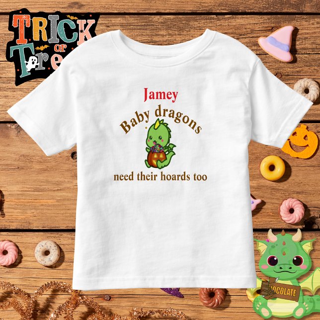 Camiseta De Bebé Baby Dragons Need Their Hoards Too Halloween Candy (Baby dragon themed toddler t-shirt)