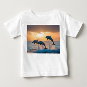 Camiseta De Bebé Bailando en el atardecer: Tres delfines saltando