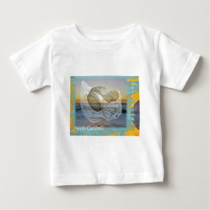 Camiseta De Bebé Bancos exteriores Maravilla y Surf de Carolina del