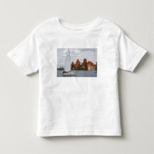 Camiseta De Bebé Barco de vela con castillo de isla junto al lago G