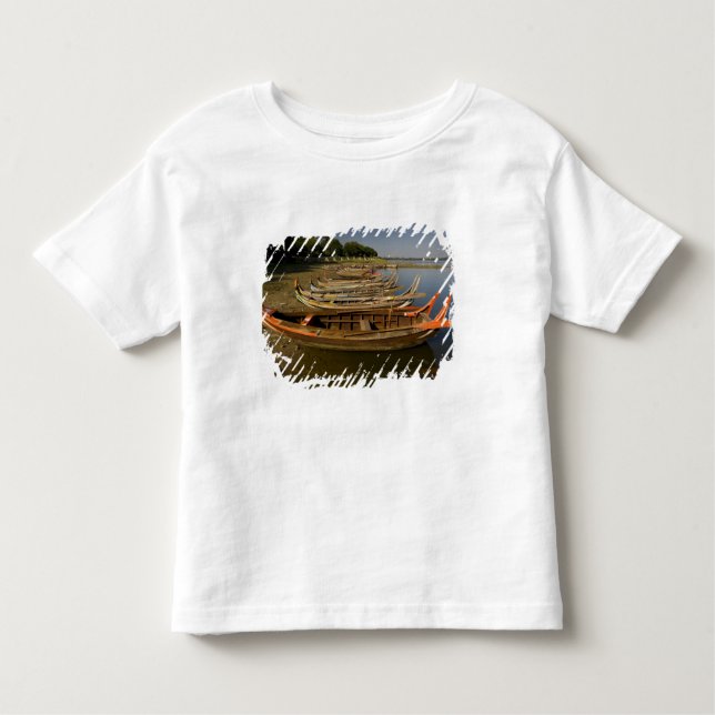 Camiseta De Bebé Barcos en el lago entre Kyauktawgyi Paya y (Anverso)